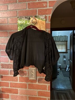 Extra Touch Black Women's Crochet Sleeve Cardigan Shrug